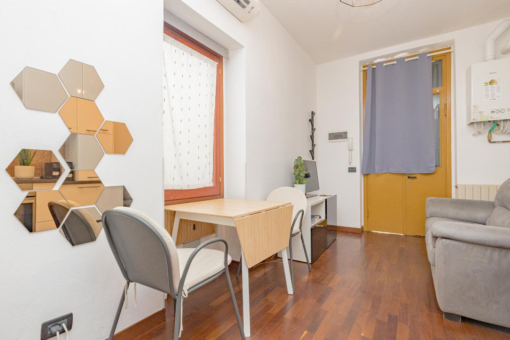 Comfortable Typical Old Style Apartment Μιλάνο Εξωτερικό φωτογραφία